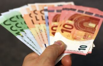 Odvody SZČO v roku 2024: Koľko treba zaplatiť a kto patrí medzi výnimky? Aké sú minimálne odvody SZČO v roku 2024?