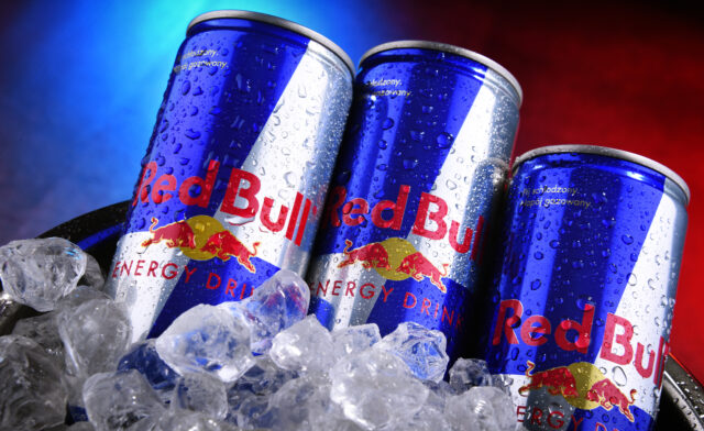 Ako sa zo značky Red Bull stala značka, ktorá dáva krídla ľuďom po celom svete.